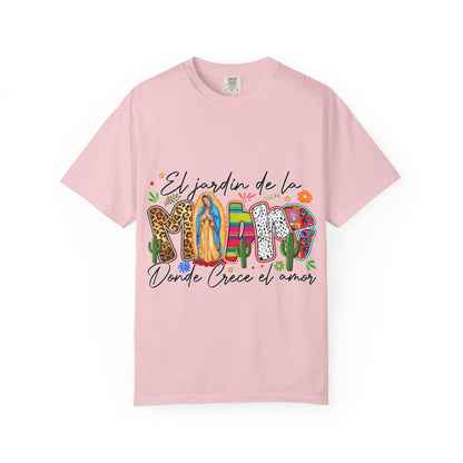 T-Shirt — "El jardín de la MAMÁ: Donde Crece el Amor" Floral &amp; Virgen de Guadalupe Design