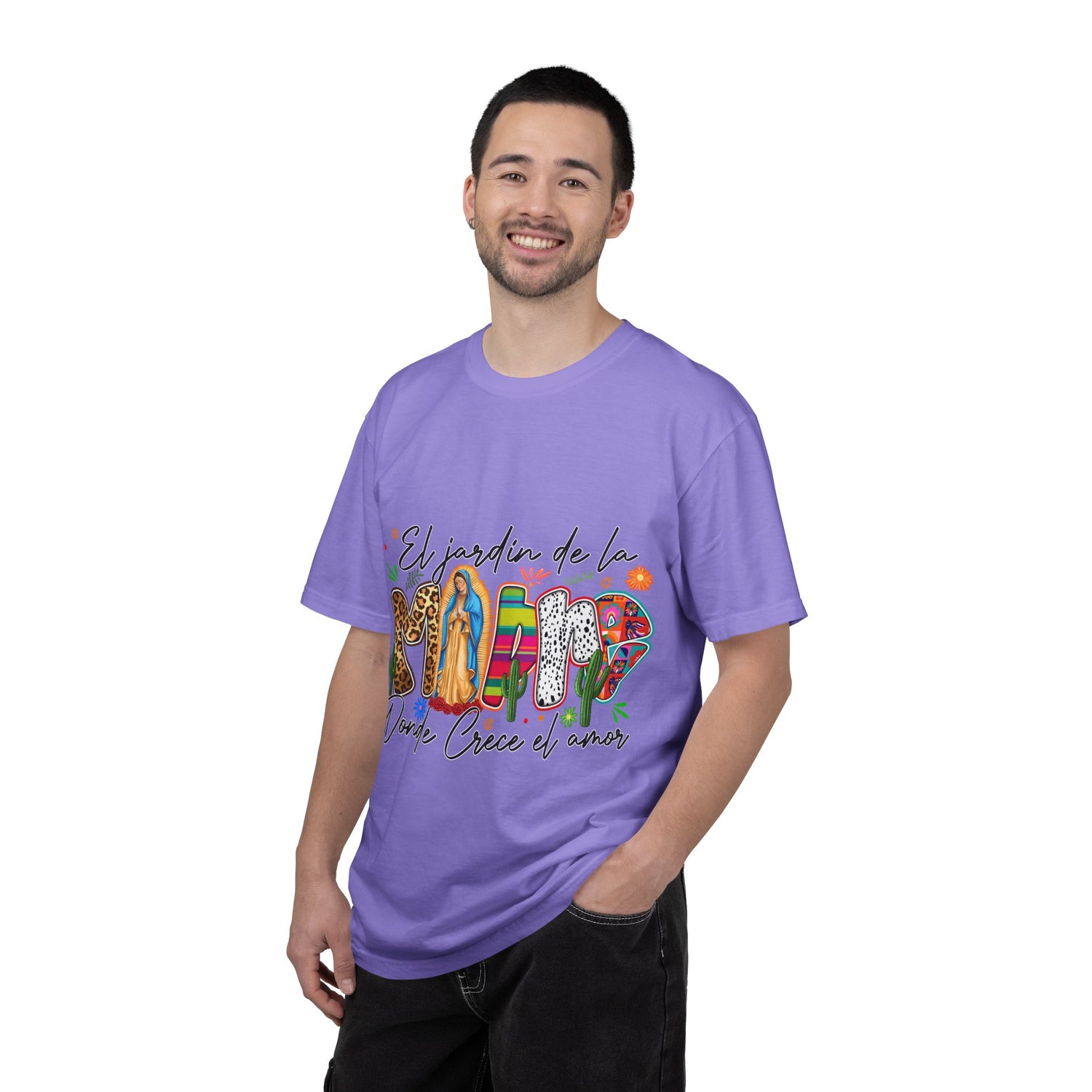 T-Shirt — "El jardín de la MAMÁ: Donde Crece el Amor" Floral &amp; Virgen de Guadalupe Design
